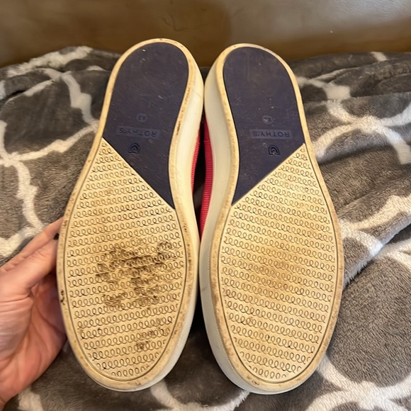 Bubblegum Rothys - Picture 2 of 4